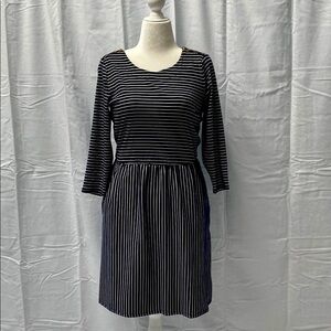 Boden Striped Navy and White Dress NWOT